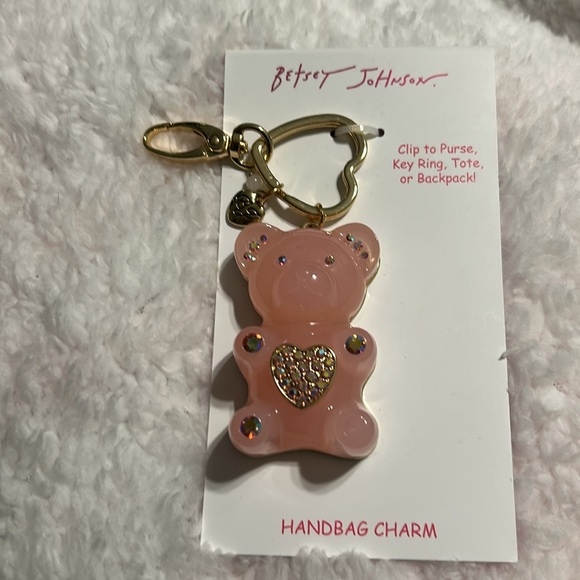 Betsey Johnson Pink Bear Handbag Charm or keychain. Pretty heart. NWT. Cute. - Picture 6 of 10